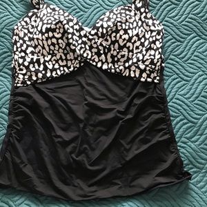 Swim suit top